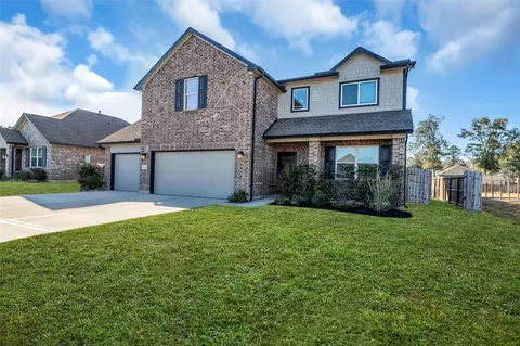 12341 N Chestnut Hills Dr, Conroe, TX 77303
