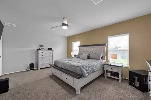 Bedroom - 6302 Hendricks Harbor Ct, Conroe, TX 77304 photo 2 of 4