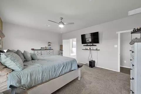 Bedroom - 6302 Hendricks Harbor Ct, Conroe, TX 77304 photo 1 of 4