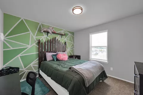 Bedroom - 6302 Hendricks Harbor Ct, Conroe, TX 77304 photo 3 of 4