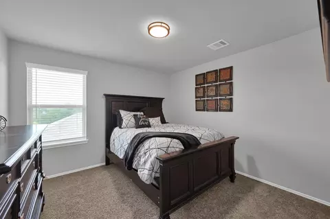 Bedroom - 6302 Hendricks Harbor Ct, Conroe, TX 77304 photo 4 of 4