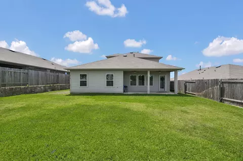 Exterior - 6302 Hendricks Harbor Ct, Conroe, TX 77304 photo 4 of 5