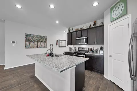 Other - 6302 Hendricks Harbor Ct, Conroe, TX 77304 photo 3 of 7