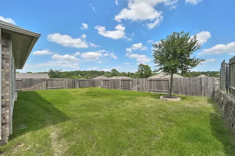 Exterior - 6302 Hendricks Harbor Ct, Conroe, TX 77304 photo 3 of 5