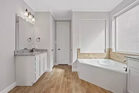 Bath - 4222 Davis Oak Dr, Spring, TX 77386 photo 5 of 8