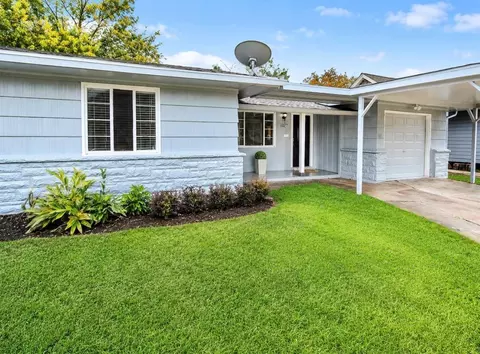6927 Burgess St, Houston, TX 77021