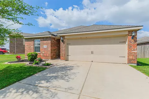 9438 Gold Mountain Dr, Rosharon, TX 77583