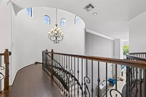 Entry Way - 6 Yarbrough Bend Ct, Spring, TX 77389 photo 6 of 6