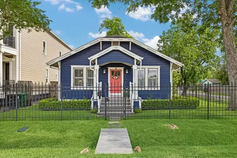 200 E 26th St, Houston, TX 77008