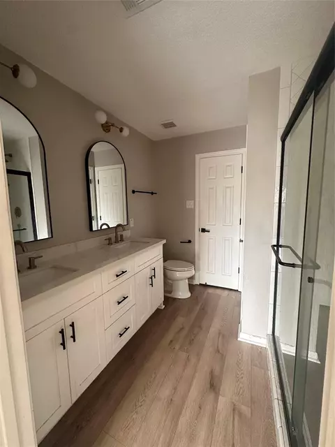 Bath - 3812 Maple Dr, Conroe, TX 77302 photo 1 of 2