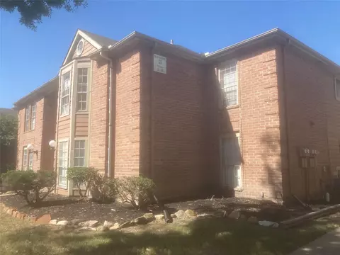 12100 Overbrook Ln #12B, Houston, TX 77077