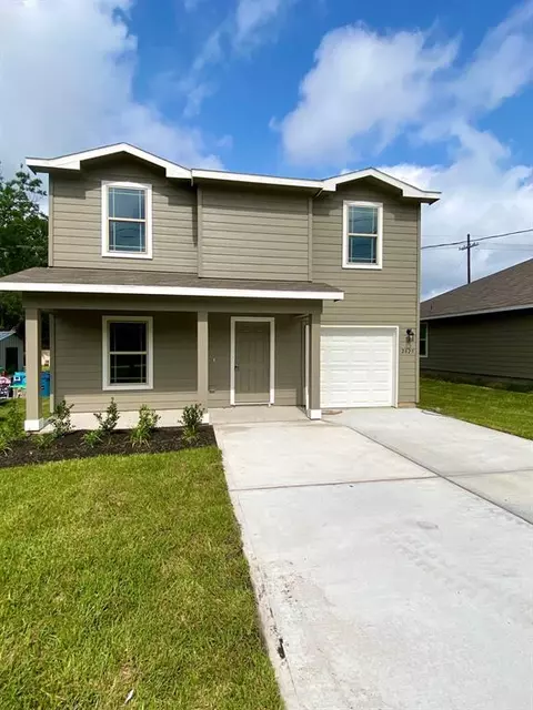 2825 13th St, Hempstead, TX 77445 photo 1