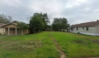 2008 Thomas Blvd, Port Arthur, TX 77640