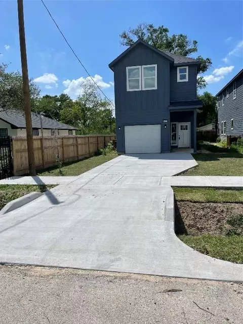 8129 Hoffman, Houston, TX 77016