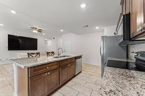 Kitchen - 10920 Fairview Dr, Conroe, TX 77385 photo 2 of 2