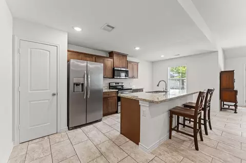 Entry Way - 10920 Fairview Dr, Conroe, TX 77385 photo 4 of 4