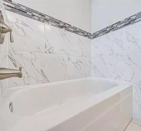 Bath - 3207 Georgia Pine Dr, Spring, TX 77373 photo 2 of 2