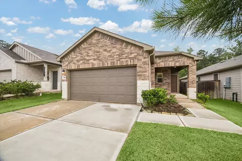 317 Maple Bark Trl, Willis, TX 77378
