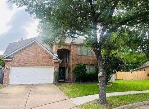 110 Chandler Ct, Sugar Land, TX 77479