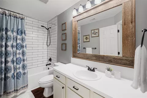 Bath - 26925 E River Rd, Splendora, TX 77372 photo 3 of 3