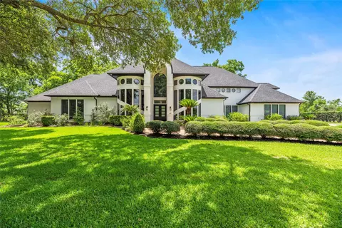 23 Westpoint Dr, Missouri City, TX 77459