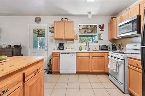 Kitchen - 1819 NW Emerald Pathway Dr, Spring, TX 77388 photo 1 of 2
