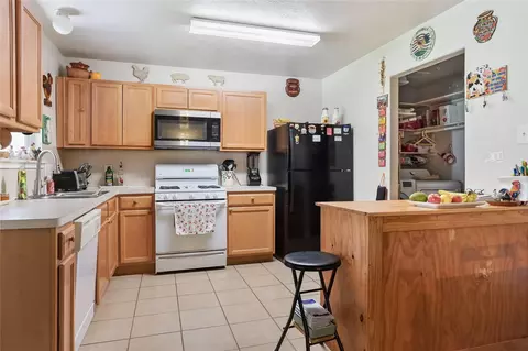 Kitchen - 1819 NW Emerald Pathway Dr, Spring, TX 77388 photo 2 of 2