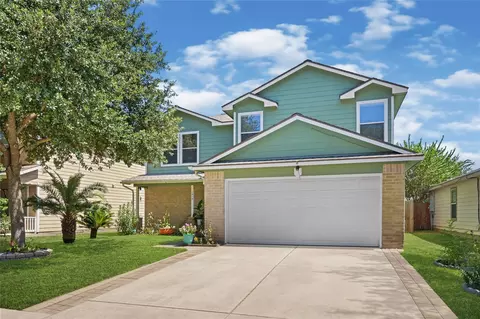 Exterior - 1819 NW Emerald Pathway Dr, Spring, TX 77388 photo 2 of 5