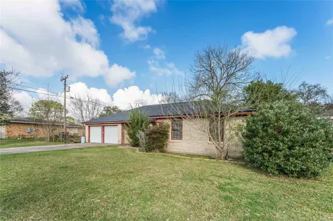 1015 Layman St, La Marque, TX 77568