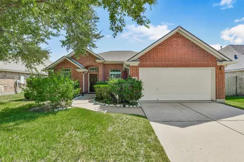 5707 Emerald Brook Ln, League City, TX 77573