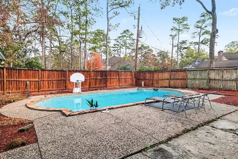 Exterior - 9530 Arcade Dr, Spring, TX 77379 photo 8 of 9
