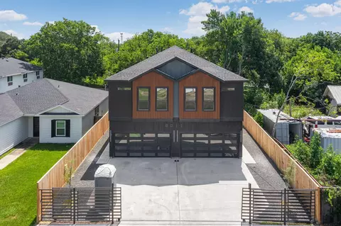 8011 Bowen St #A-B, Houston, TX 77051