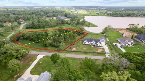 21610 Chenango Lake Dr, Angleton, TX 77515 photo 11
