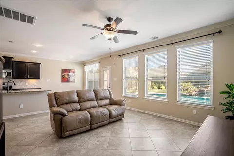 Living - 3634 Gable Landing Ln, Spring, TX 77386 photo 3 of 4