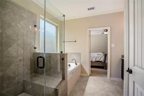 Bath - 3634 Gable Landing Ln, Spring, TX 77386 photo 3 of 5