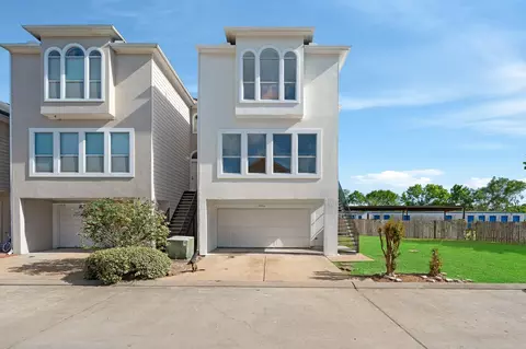 12606 Panther Villa Ct, Houston, TX 77099