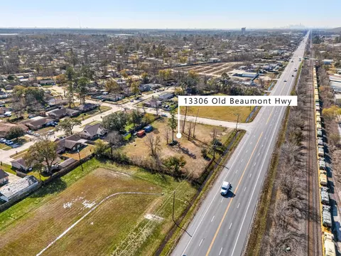 13306 Old Beaumont Hwy, Houston, TX 77049