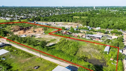 16530 Blake Rd, Sugar Land, TX 77498