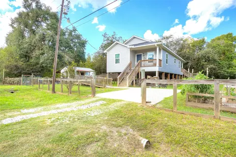 18 A R Kirk Rd, Trinity, TX 75862