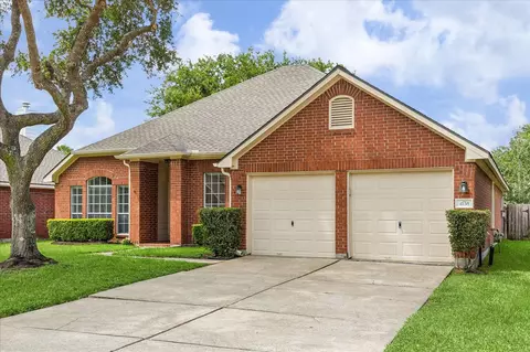 4135 N Nolan Pl, Pearland, TX 77584