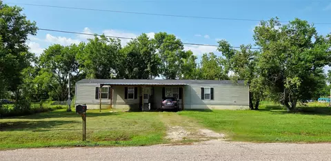 51 Highland Dr #CR726, Angleton, TX 77515
