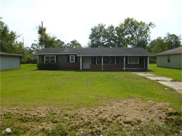 7335 Click Dr, Beaumont, TX 77708 photo 1
