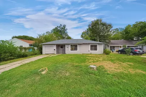 5851 Southtown St, Houston, TX 77033