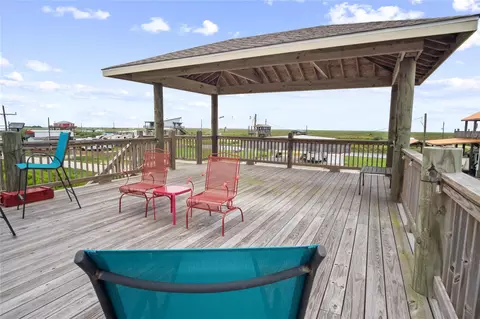 1363 Van Sant, Gilchrist, TX 77617