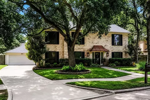 16535 Laurelfield Dr, Houston, TX 77059