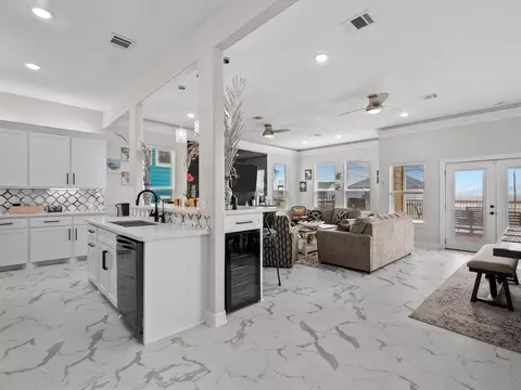 Kitchen - 1018 Seashell Dr, Surfside Beach, TX 77541 photo 1 of 5