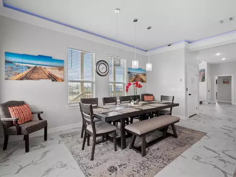 Dining - 1018 Seashell Dr, Surfside Beach, TX 77541 photo 1 of 2