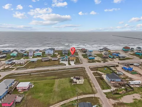 View/Area - 1018 Seashell Dr, Surfside Beach, TX 77541 photo 3 of 7