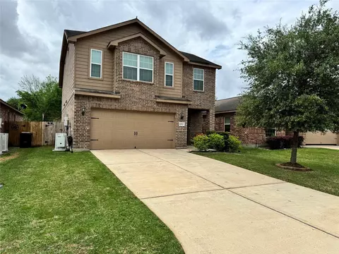 12023 Powderhorn Ln, Pinehurst, TX 77362