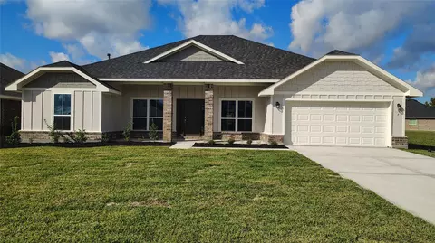 7 Keystone Ct, Angleton, TX 77515 photo 1
